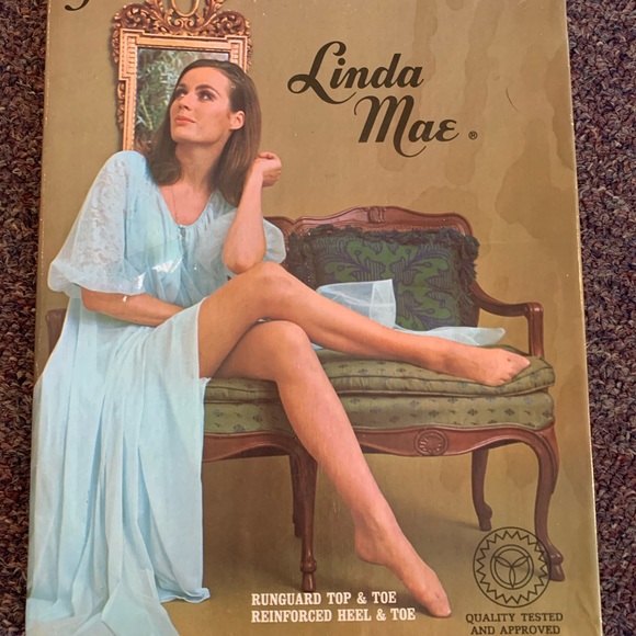 Meet your Posher, Grapevine Galleria. - Picture 3 of 5